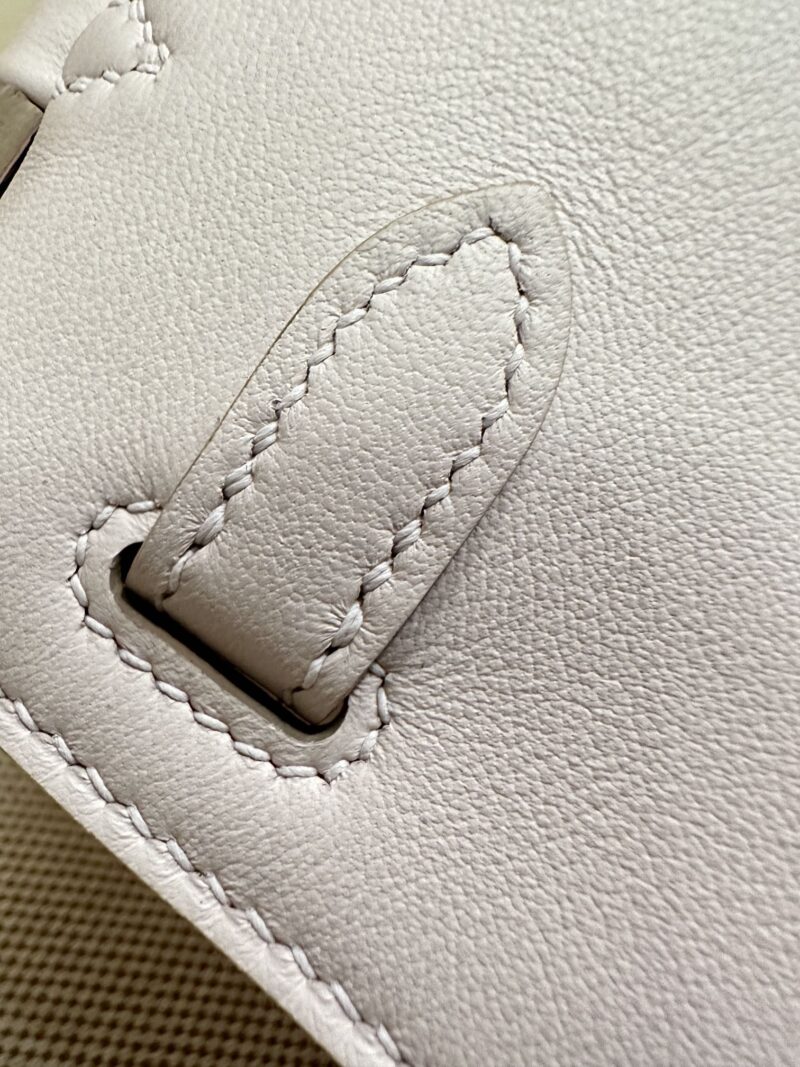 Hermès Kelly Pochette Mauve Pale Swift Palladium Hardware