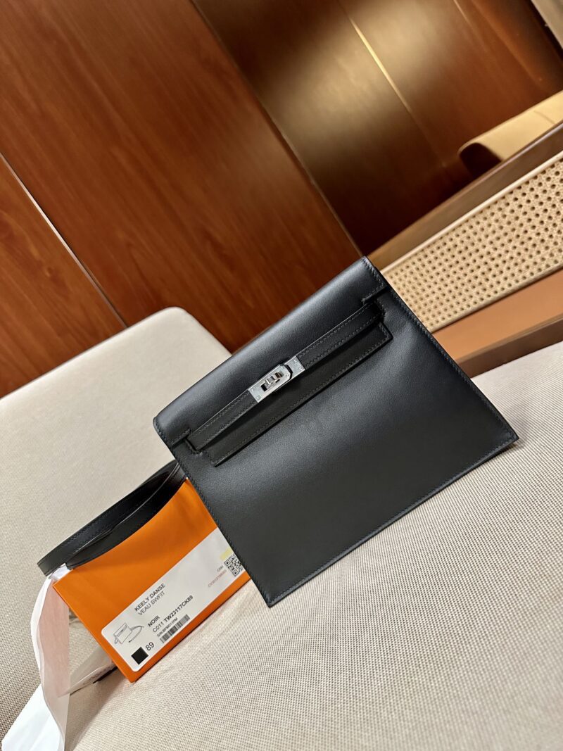 Hermès Kelly Danse 22 Swift Noir Silver Hardware - Image 5
