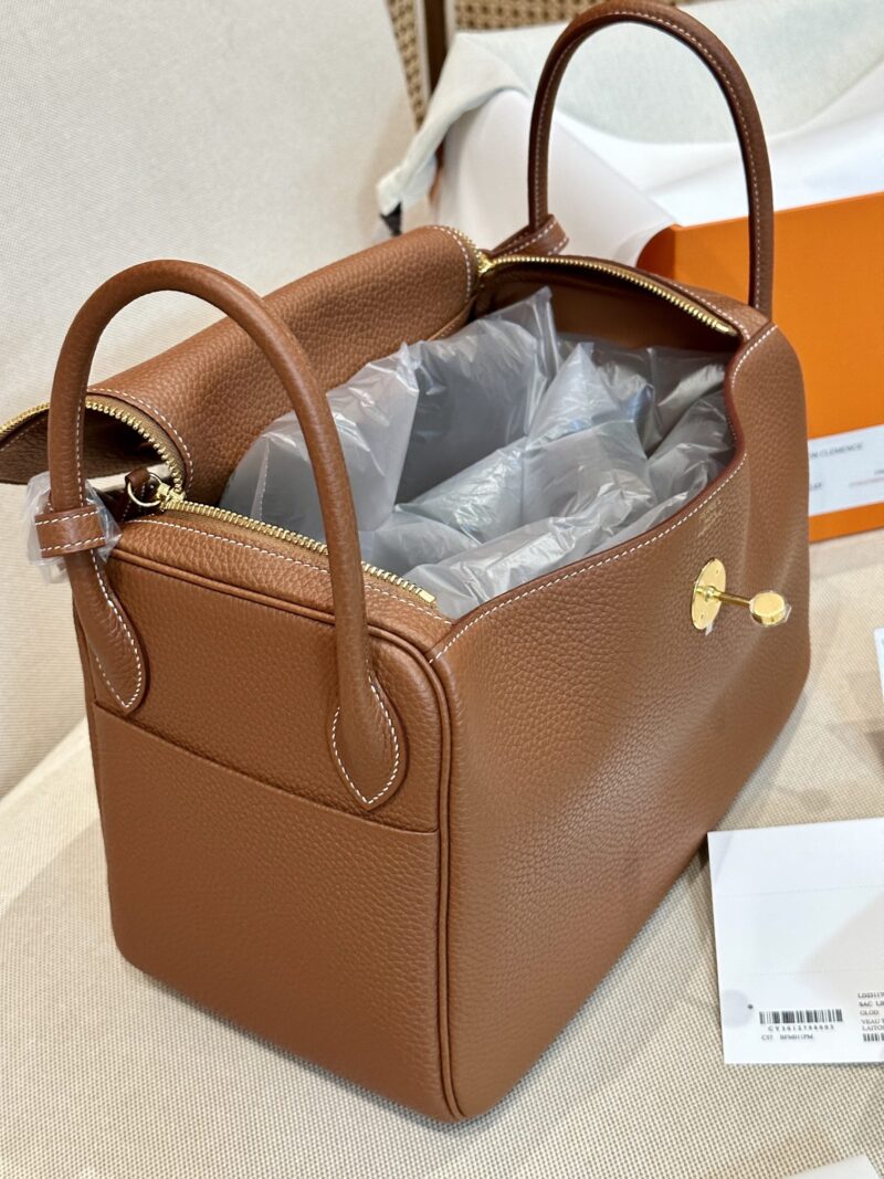 Hermès Lindy 30 Clemence Gold Gold Hardware - Image 4