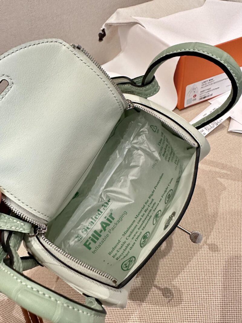 Hermès Mini Lindy 19 Swift & Crocodile Vert Fizz Silver Hardware - Image 6