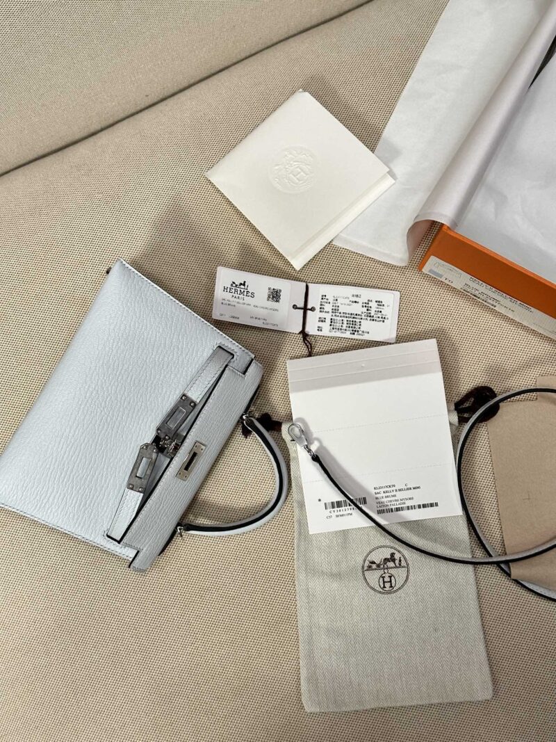 Hermès Mini Kelly Chevre Blue Brume Silver Hardware - Image 4