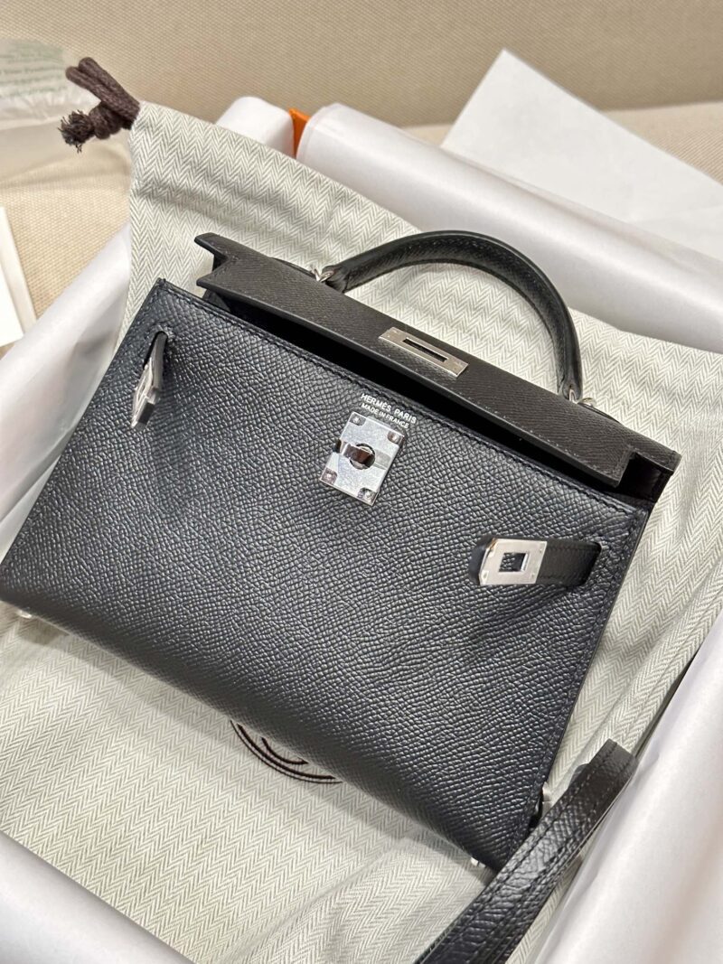 Hermès Mini Kelly Epsom Noir Gold Hardware - Image 11