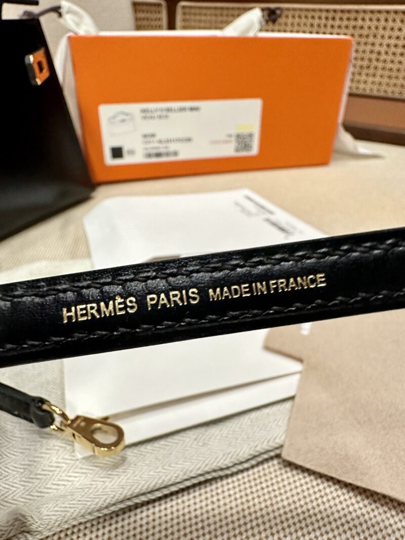 Hermès Mini Kelly 19 Box Calf Noir Gold Hardware - Image 14