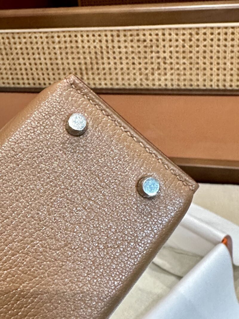Hermès Mini Kelly 19 Chevre Quebracho Silver Hardware - Image 11