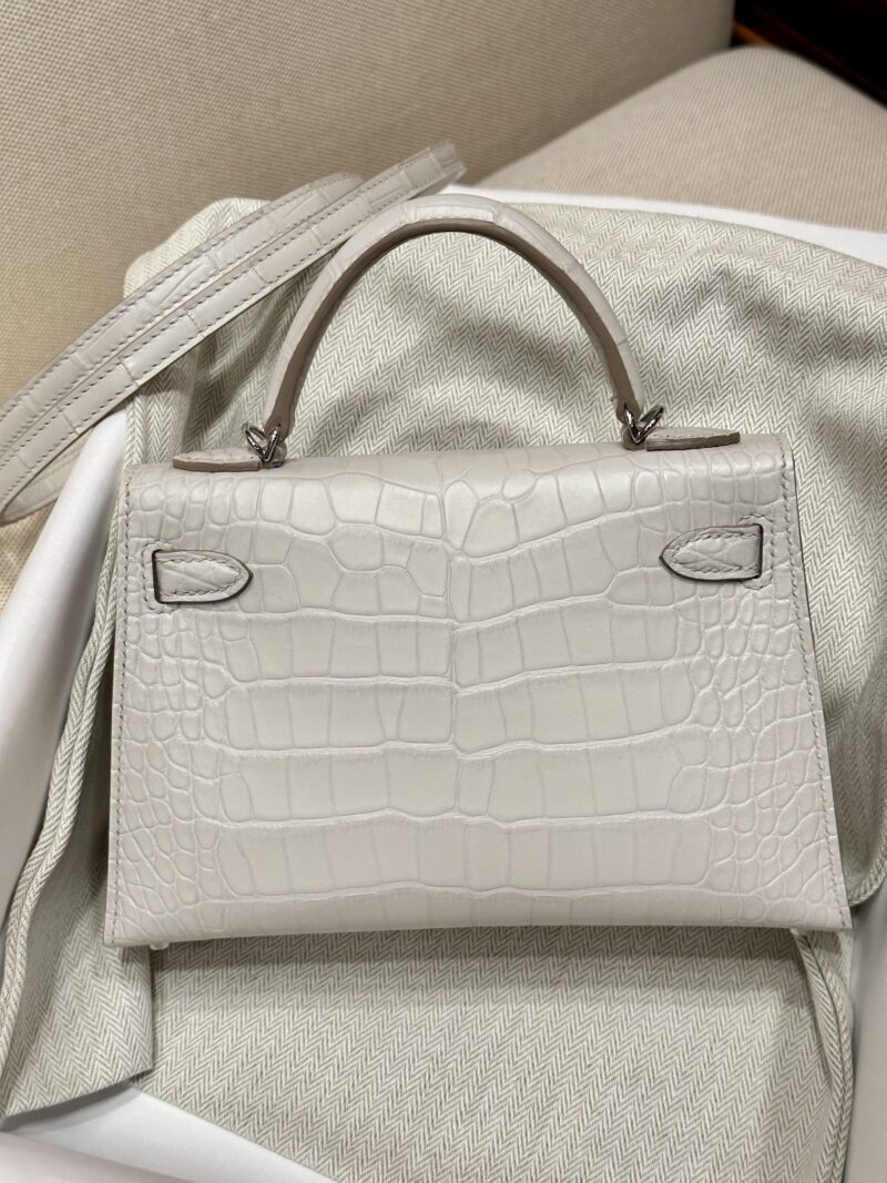 Hermès Mini Kelly Matte Alligator Beton Silver Hardware - Image 9