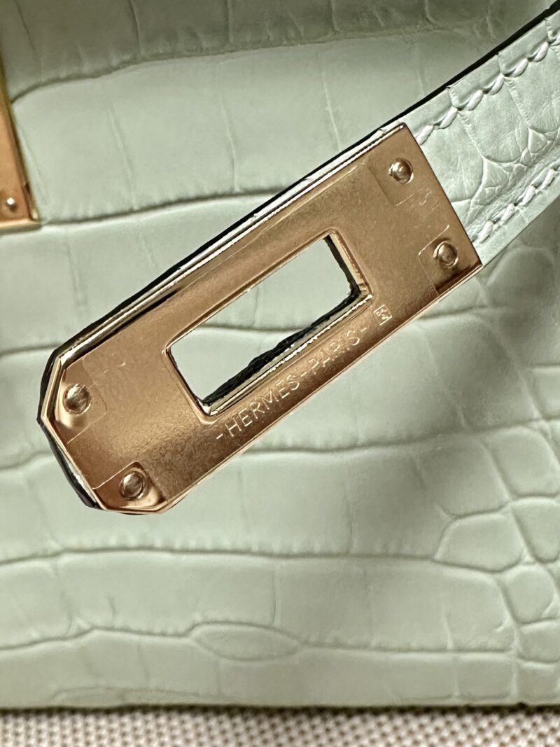 Hermès Mini Kelly Matte Alligator Vert D'eau Gold Hardware - Image 15