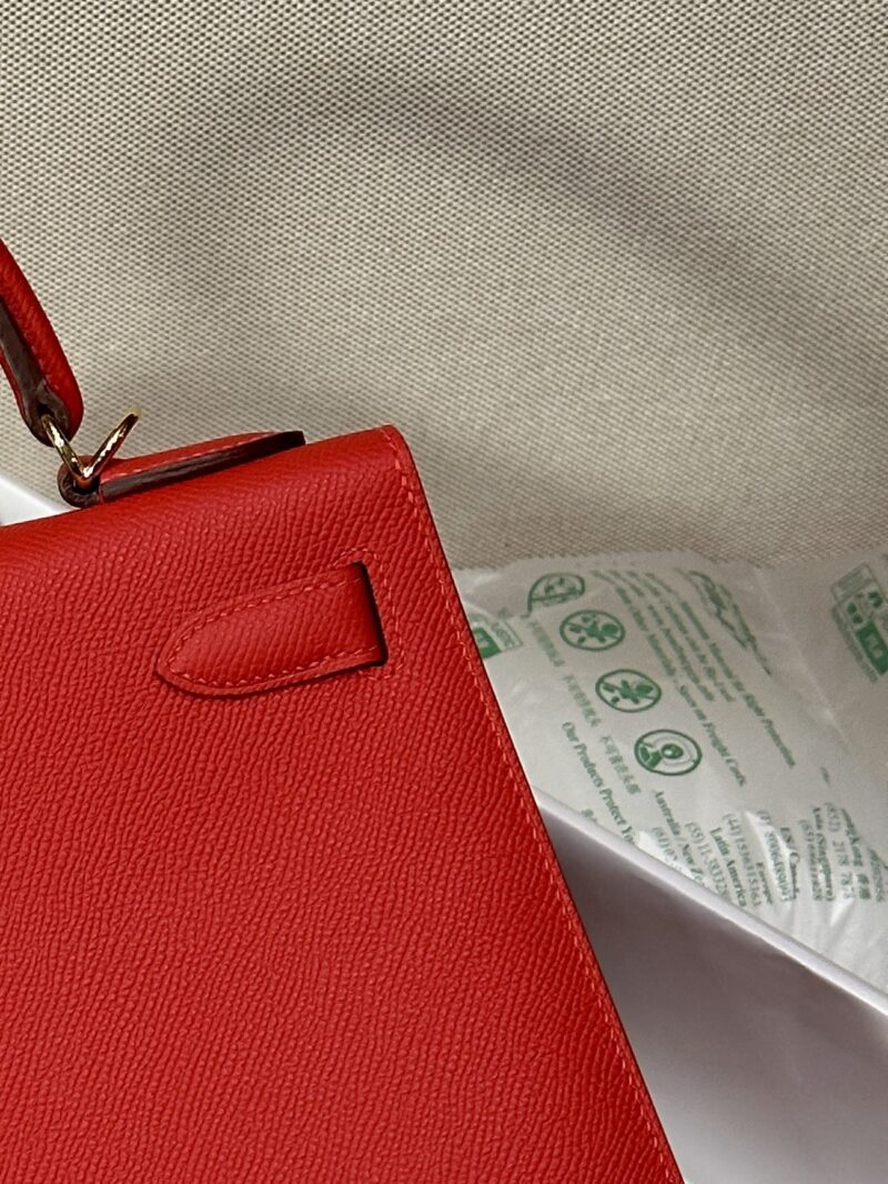 Hermès Kelly 25 Epsom Rouge Coeur Gold Hardware - Image 8