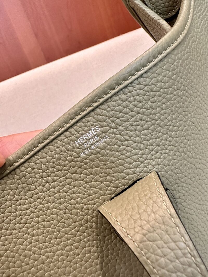 Hermès Evelyne 29 Taurillon Clemence Sauge Silver Hardware - Image 5