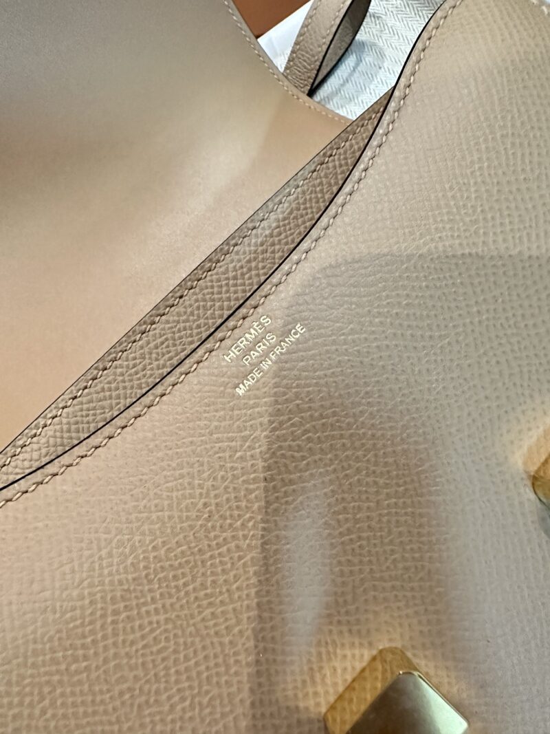 Hermès Constance 19 Chai, Gold Epsom Gold Hardware - Image 7