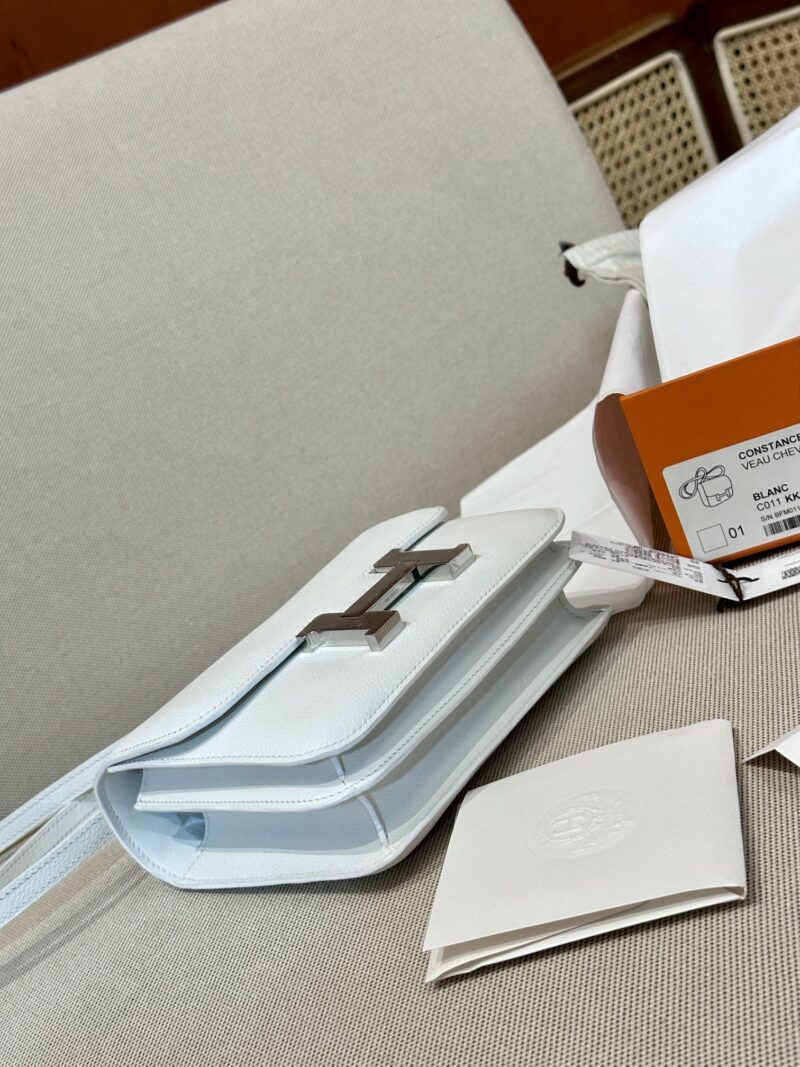 Hermès Constance 19 Blanc Chevre Palladium Hardware