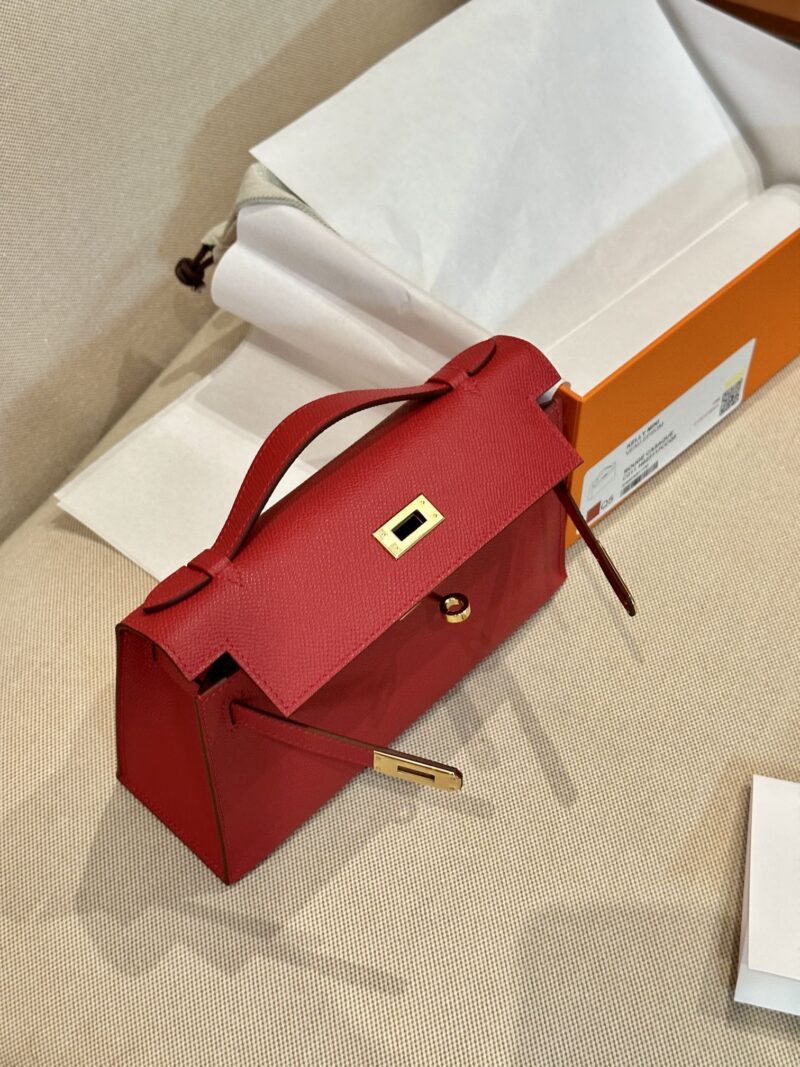 Hermès Kelly Pochette Rouge Casaque, Gold Epsom Gold Hardware