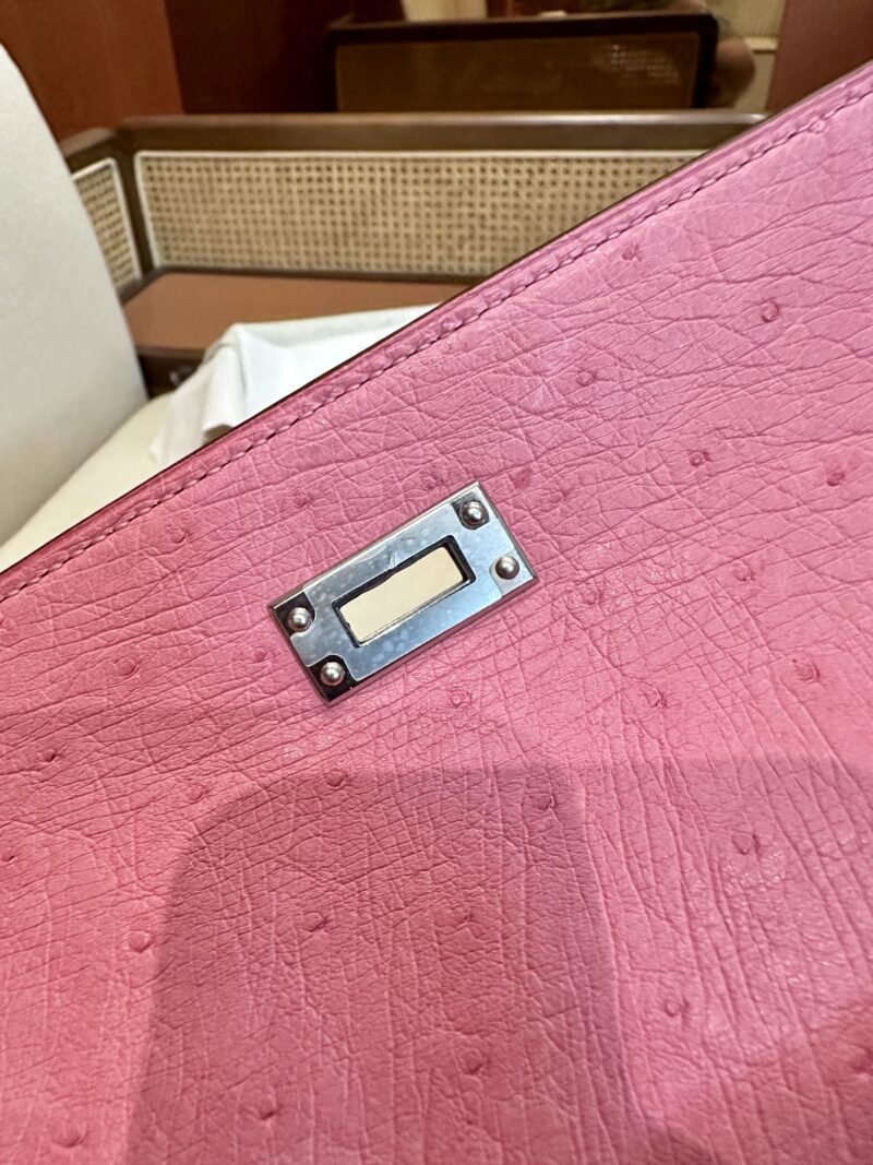 Hermès Kelly Pochette Rose Bubble Ostrich Palladium Hardware