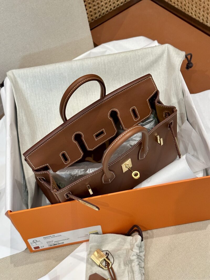 Hermès Birkin 25 Gold Barenia Gold Hardware - Image 8