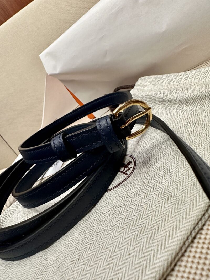 Hermès Mini Kelly 2424 Evercolor & Swift Blue Nuit & Blue Navy Gold Hardware - Image 12