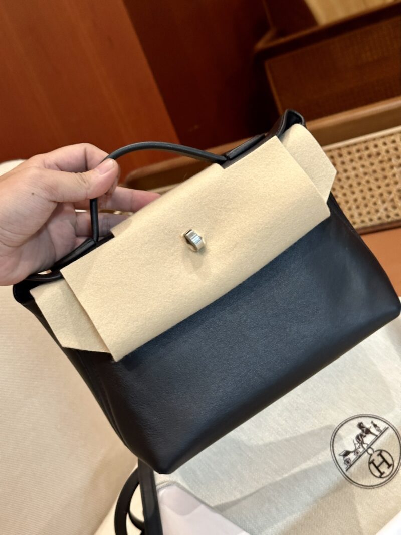 Hermès Mini Kelly 2424 Volupto & Swift Noir Silver Hardware - Image 3