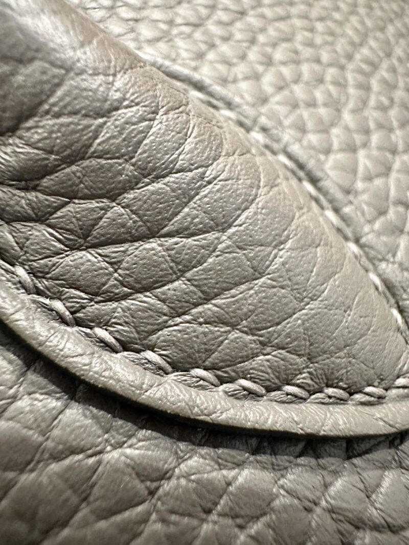 Hermès Lindy 26 Taurillon Clemence Gris Meyer Silver Hardware - Image 13
