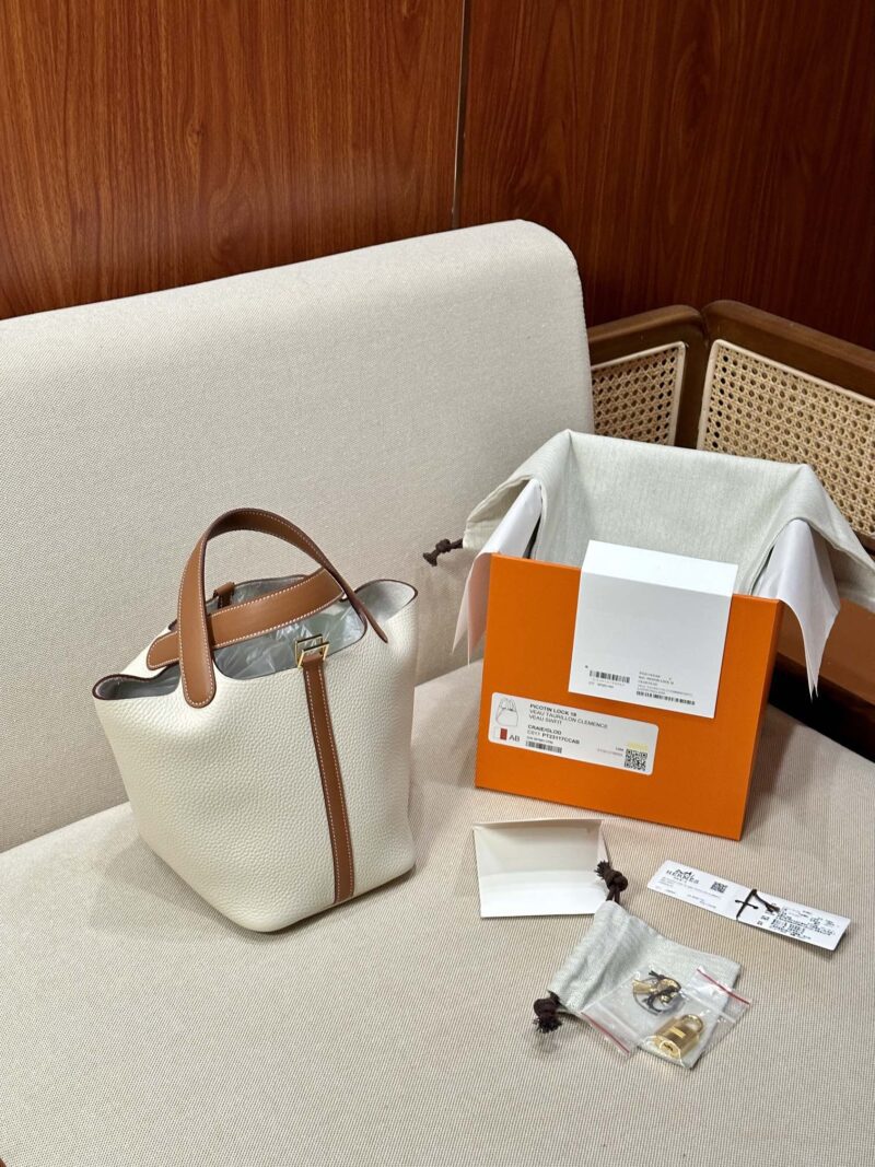 Hermès Picotin 18 Taurillon Clemence & Swift Craie Gold Hardware