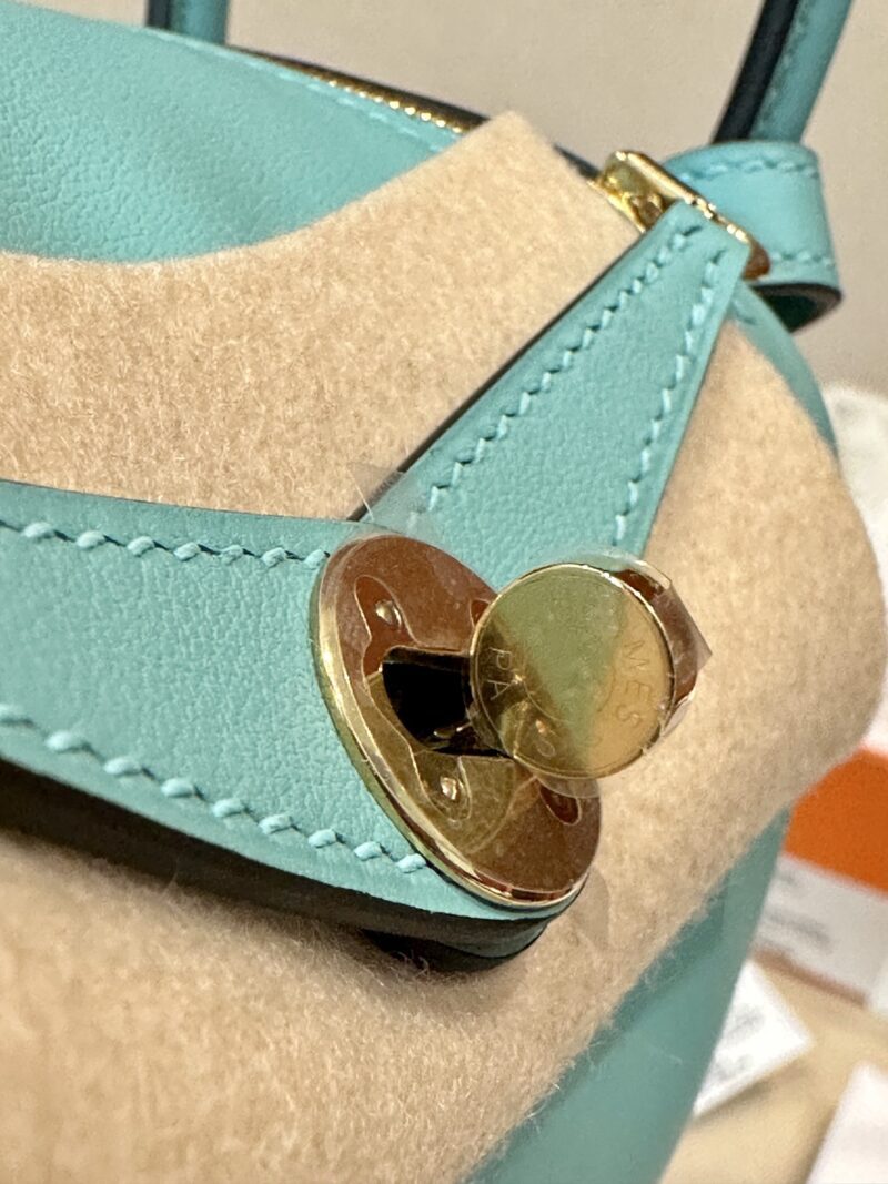 Hermès Mini Lindy 20 Swift Atoll Gold Hardware - Image 14