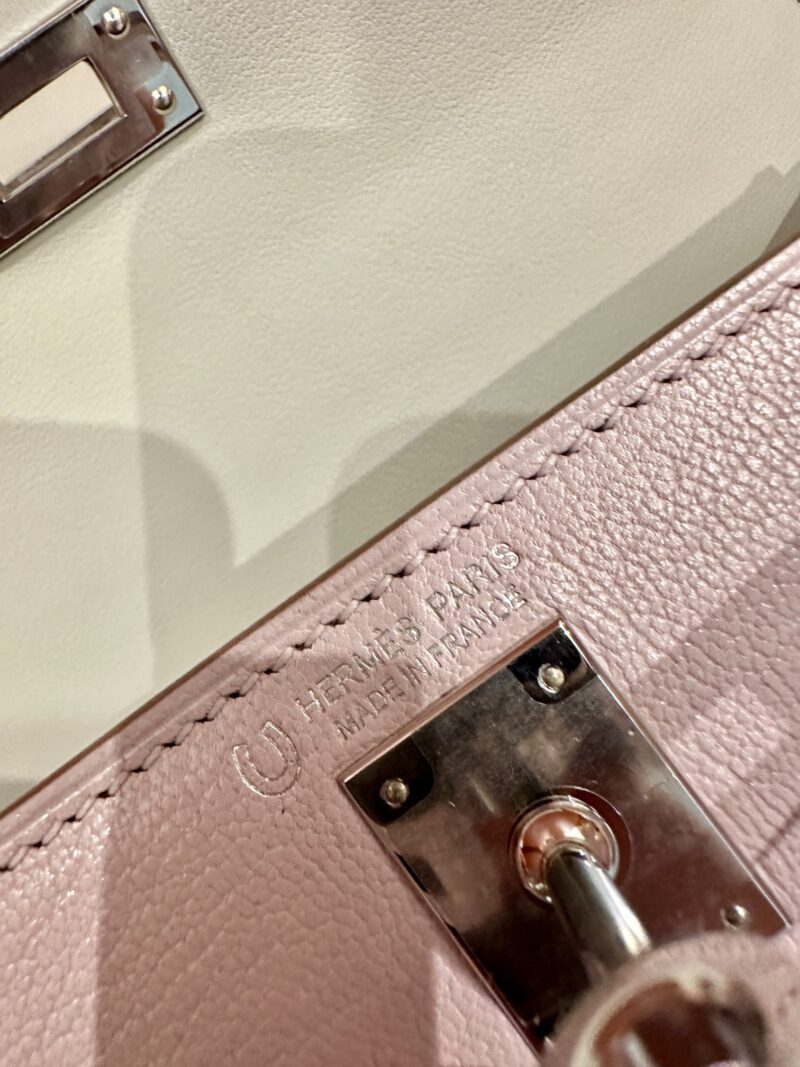 Hermès Mini Kelly 19 Chevre Mauve Pale & Gris Pearl Silver Hardware - Image 14