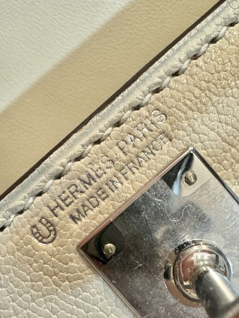 Hermès Mini Kelly 19 Chevre Nata & Gris Tourterelle Silver Hardware - Image 12