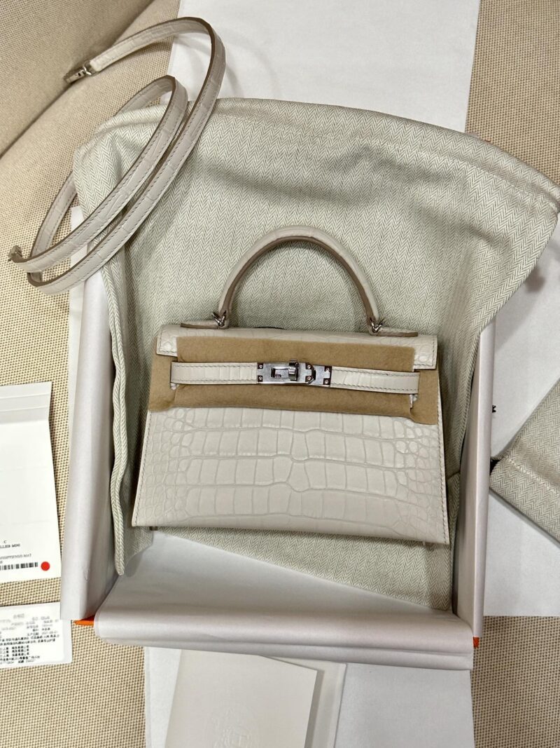Hermès Mini Kelly Matte Alligator Beton Silver Hardware - Image 3