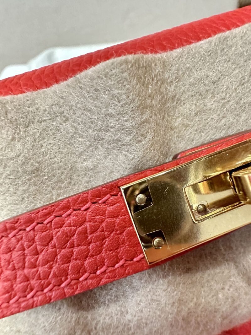Hermès Kelly 25 Togo Rouge Coeur Gold Hardware - Image 14