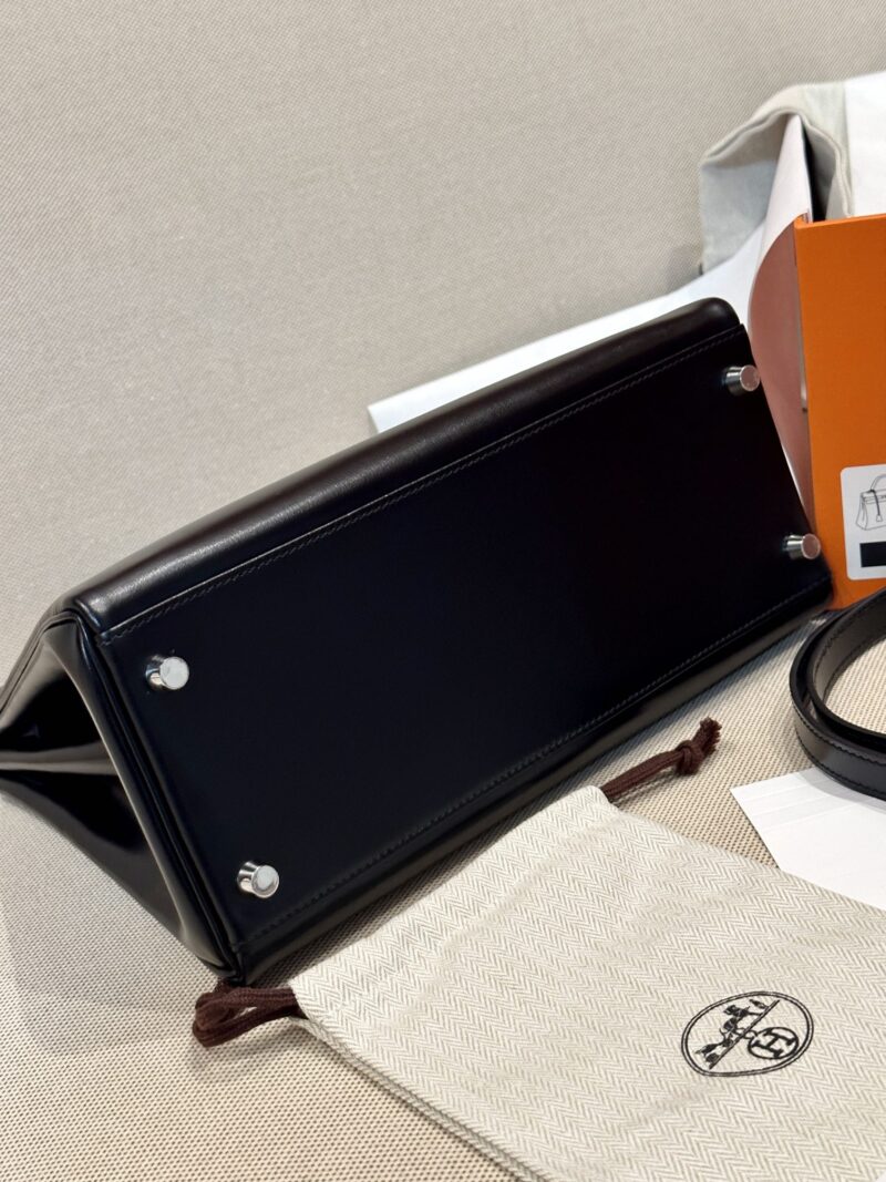 Hermès Kelly 28 Box Noir Silver Hardware - Image 9