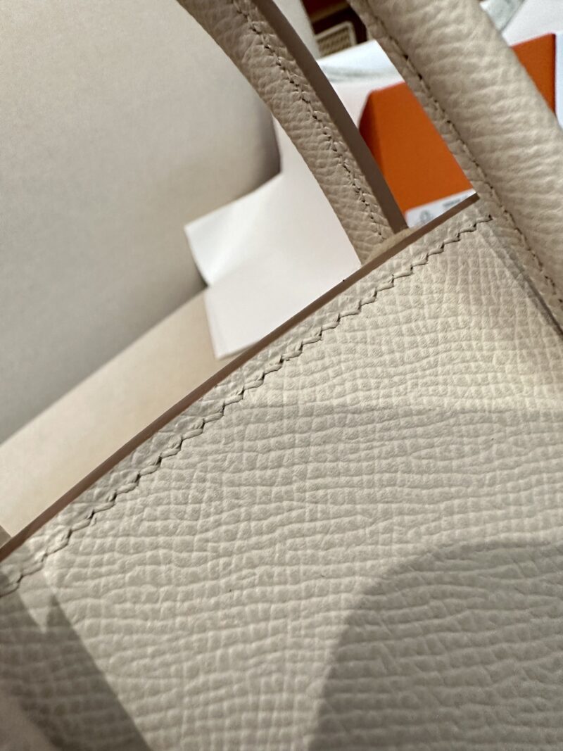 Hermès Birkin 25 Craie Epsom Gold Hardware - Image 9