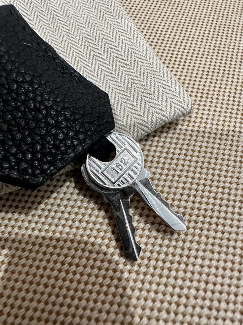 Hermès Birkin 25 Noir, Silver Togo Palladium Hardware - Image 15