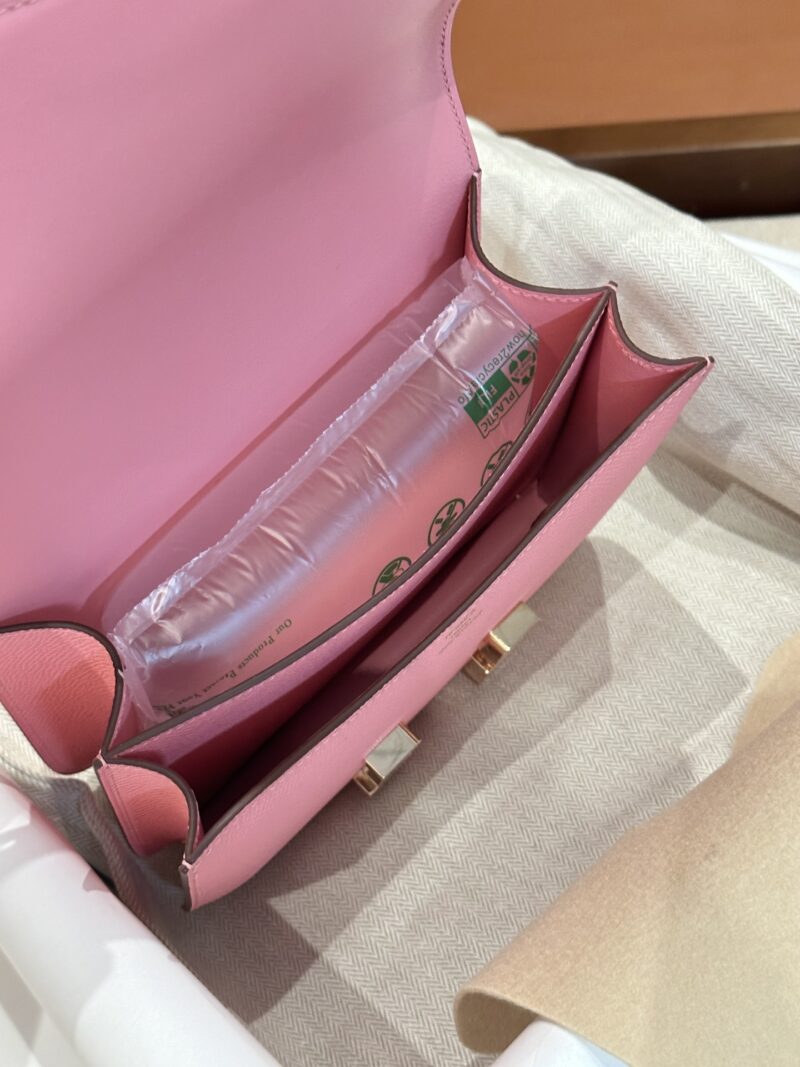 Hermès Constance 19 Rose Confetti, Rose Gold Epsom Gold Hardware - Image 4