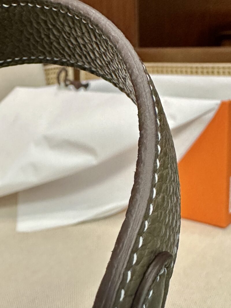Hermès Lindy 26 Taurillon Clemence Etoupe Silver Hardware - Image 15