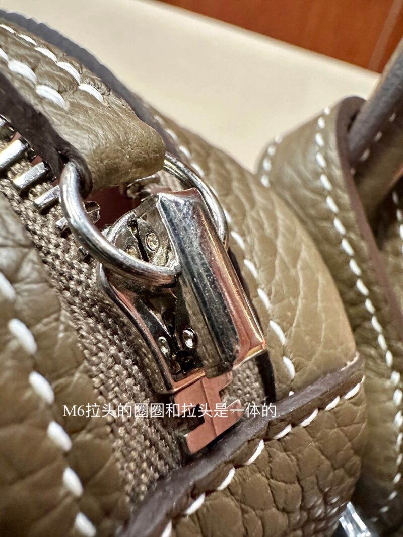 Hermès Lindy 30 Taurillon Clemence Etoupe Silver Hardware - Image 14