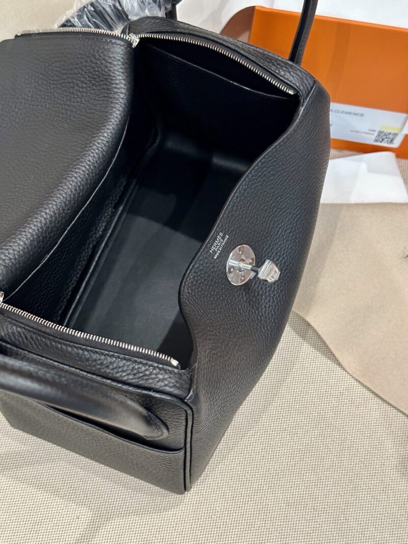 Hermès Lindy 26 Taurillon Clemence & Matte Alligator Noir Silver Hardware - Image 5