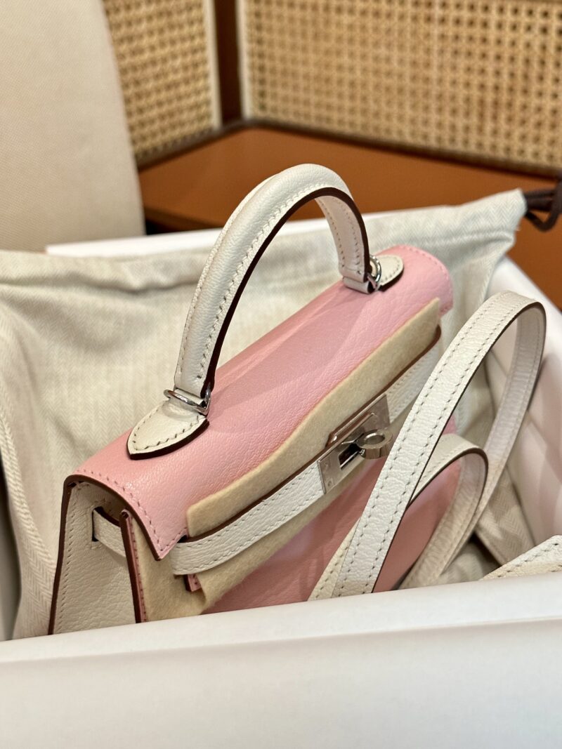 Hermès Mini Kelly 19 Chevre Rose Sakura & Nata Silver Hardware - Image 4