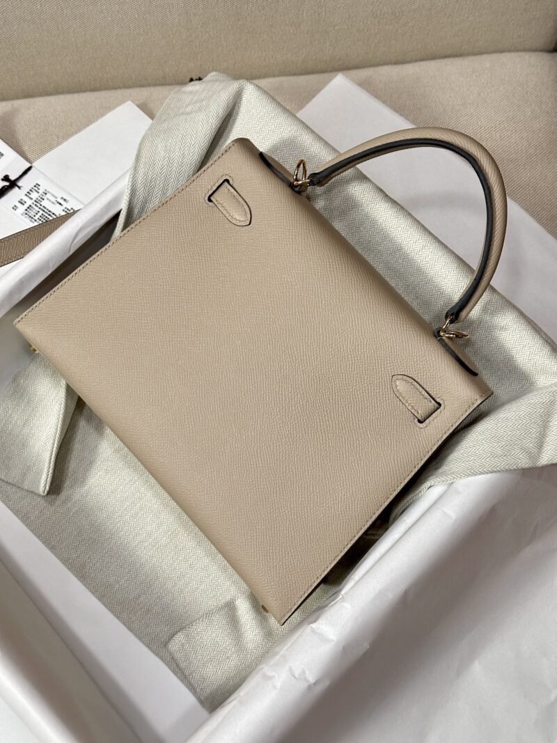 Hermès Kelly 25 Epsom Trench Gold Hardware - Image 7