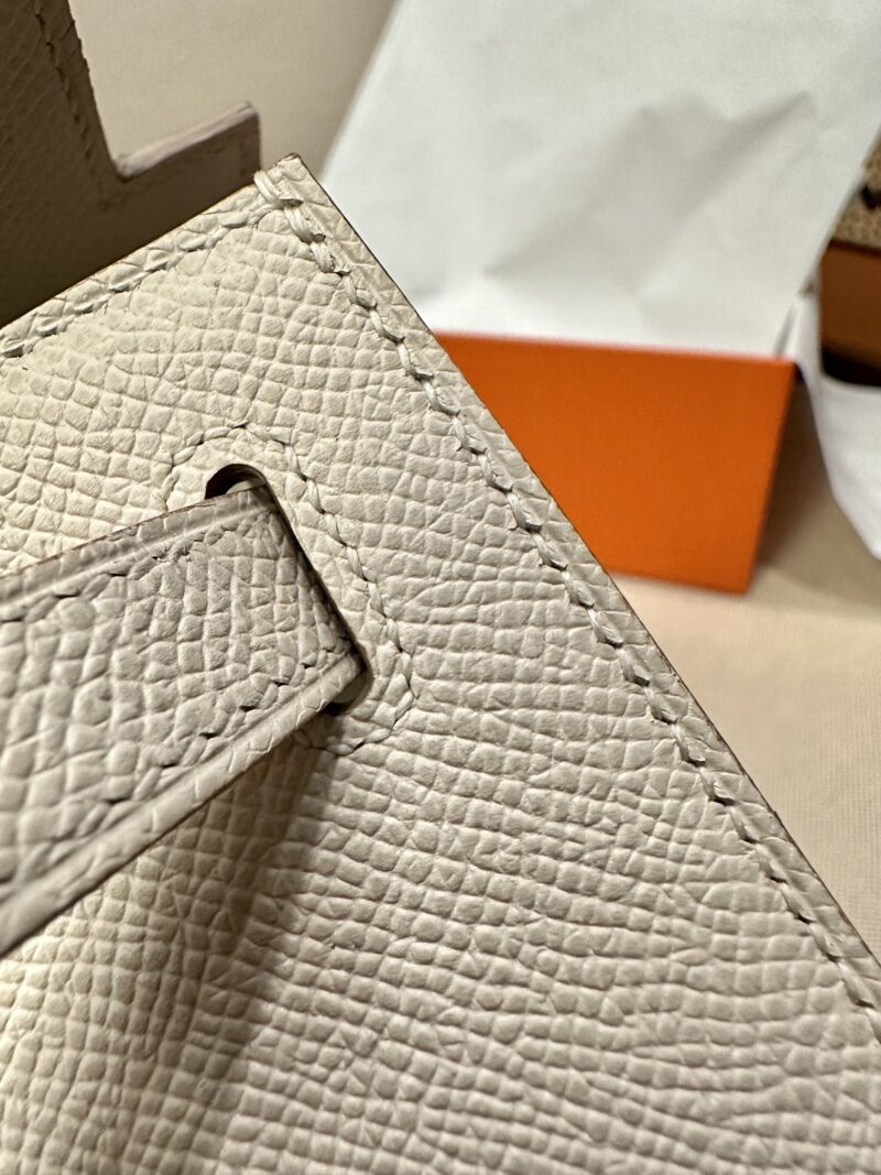 Hermès Kelly 25 Epsom Craie Gold Hardware - Image 23