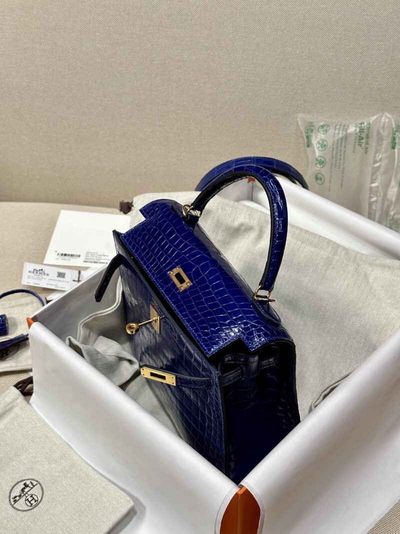 Hermès Kelly 25 Shiny Porosus Blue Electric Gold Hardware - Image 7