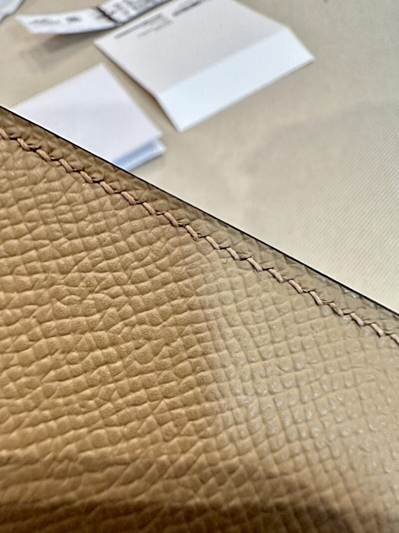 Hermès Kelly 25 Epsom Chai, Gold Gold Hardware - Image 15