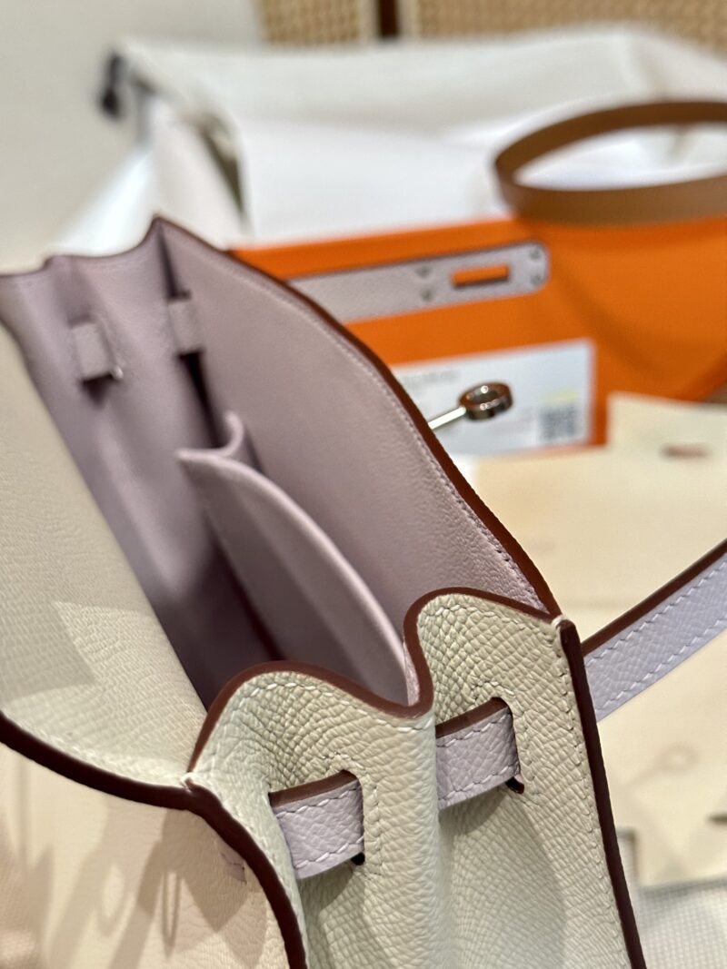 Hermès Kelly 25 Epsom Craie, Mauve Pale Silver Hardware - Image 8