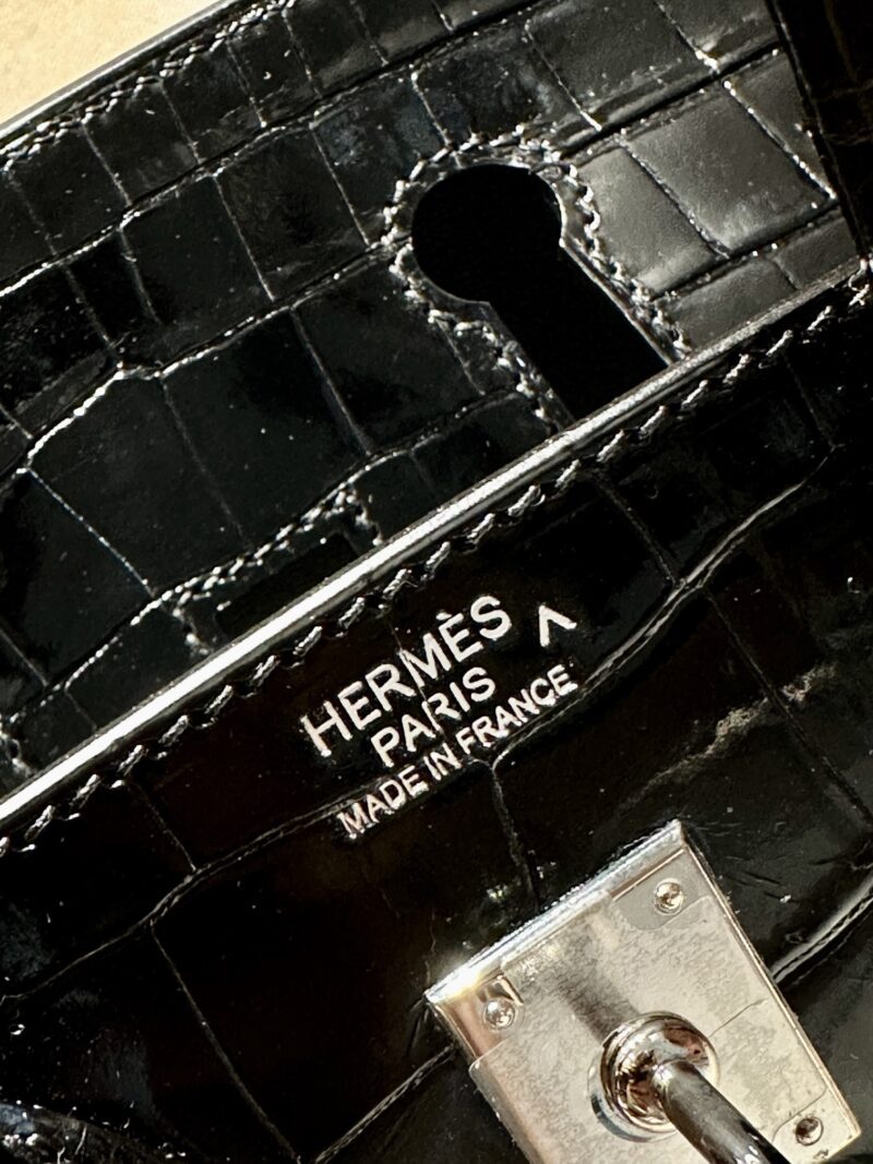 Hermès Birkin 25 Noir Shiny Crocodile Palladium Hardware - Image 5
