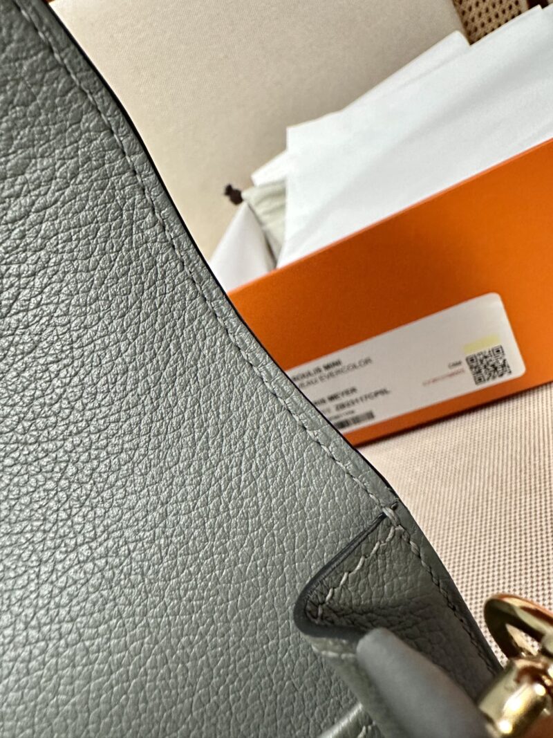 Hermès Roulis 19 Evercolor Gris Meyer Gold Hardware - Image 10