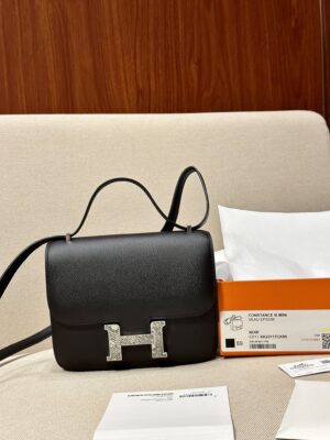 Hermès Constance 18 Noir, Lizard Buckle Epsom Palladium Hardware