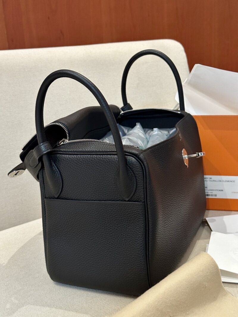 Hermès Lindy 30 Clemence Noir Silver Hardware - Image 7