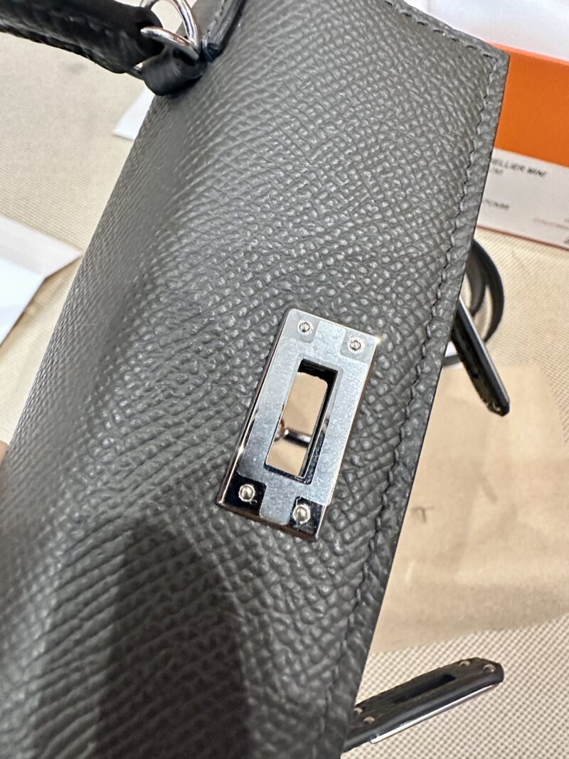 Hermès Mini Kelly 19 Epsom Gris Graphite Silver Hardware - Image 13