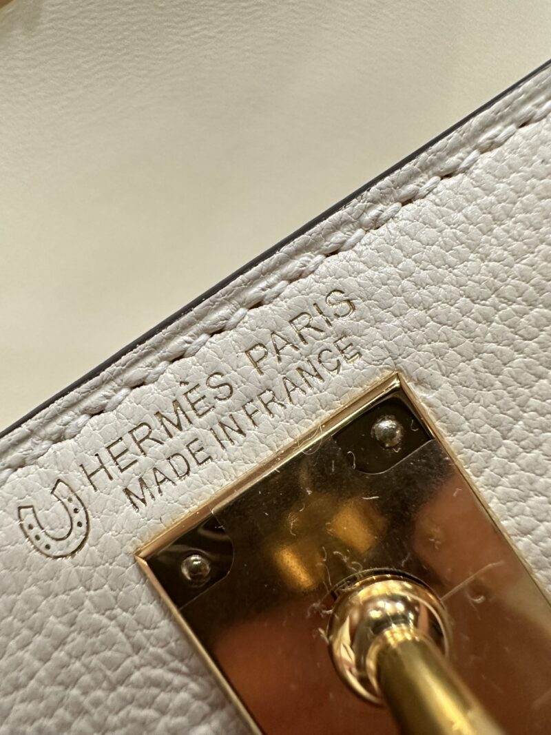 Hermès Mini Kelly 19 Chevre Nata & Rose Sakura Gold Hardware - Image 14