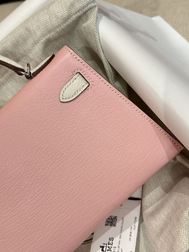 Hermès Mini Kelly 19 Chevre Rose Sakura & Nata Silver Hardware - Image 11