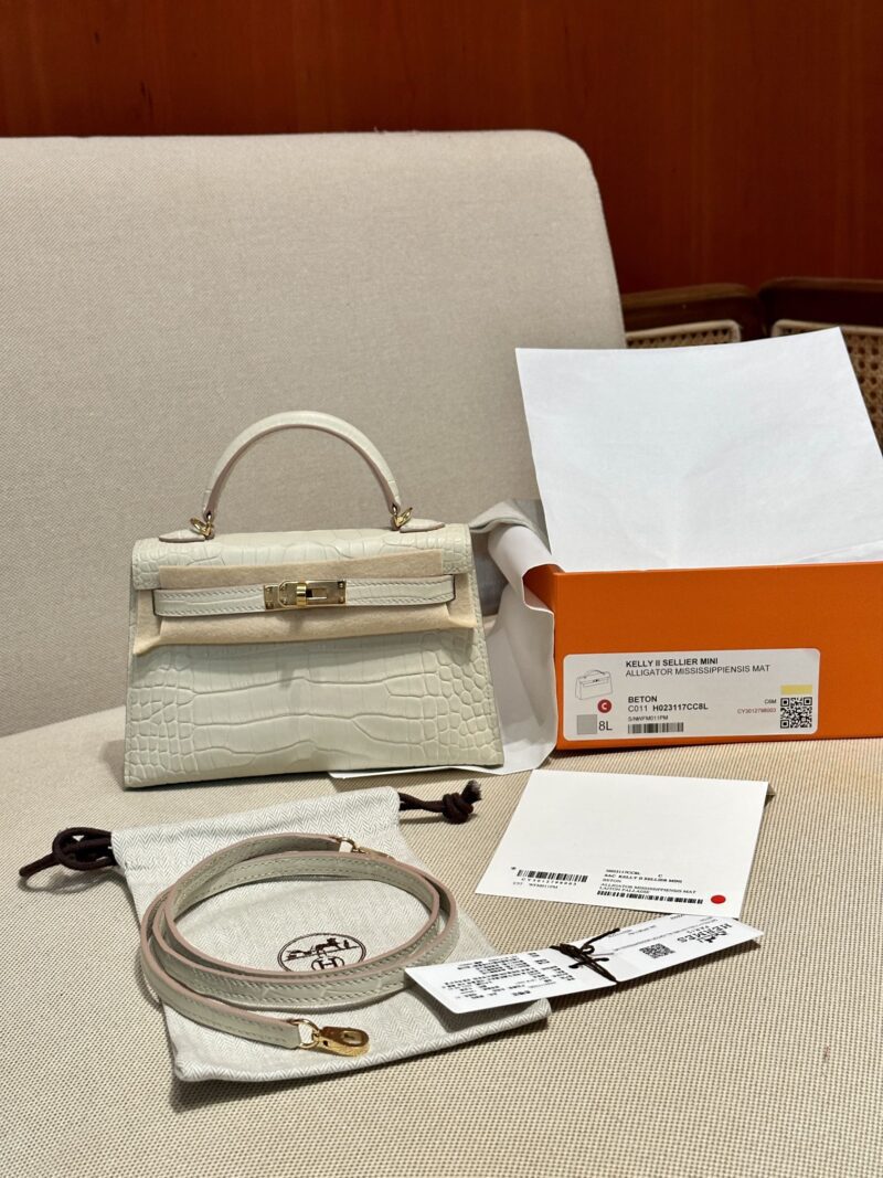 Hermès Mini Kelly 19 Matte Alligator Beton Gold Hardware
