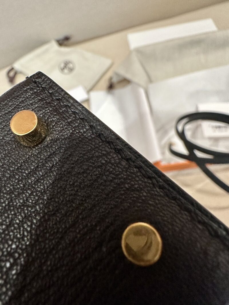 Hermès Mini Kelly Chevre Noir Gold Hardware - Image 17
