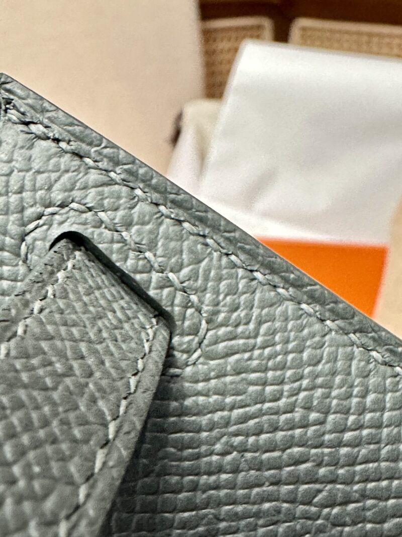 Hermès Mini Kelly Epsom Vert Amande Gold Hardware - Image 14