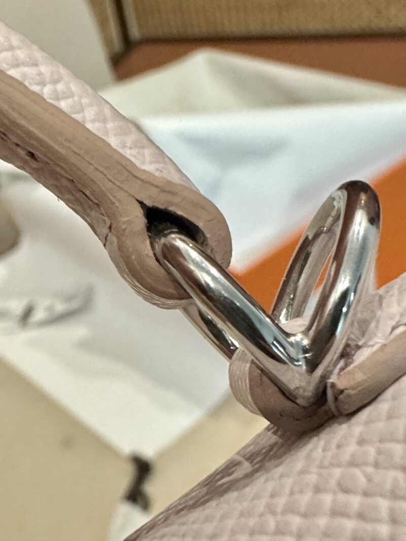 Hermès Kelly 25 Epsom Mauve Silver Hardware - Image 13